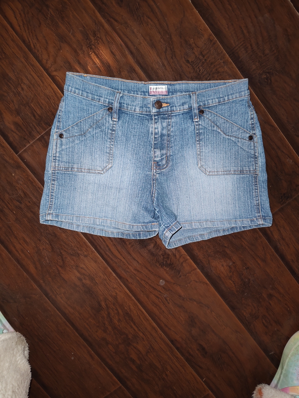 Classic Light Blue Denim Low Rise Waist Shorts for Women